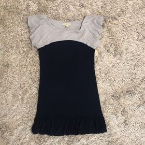 Cutest ruffle bottom tunic